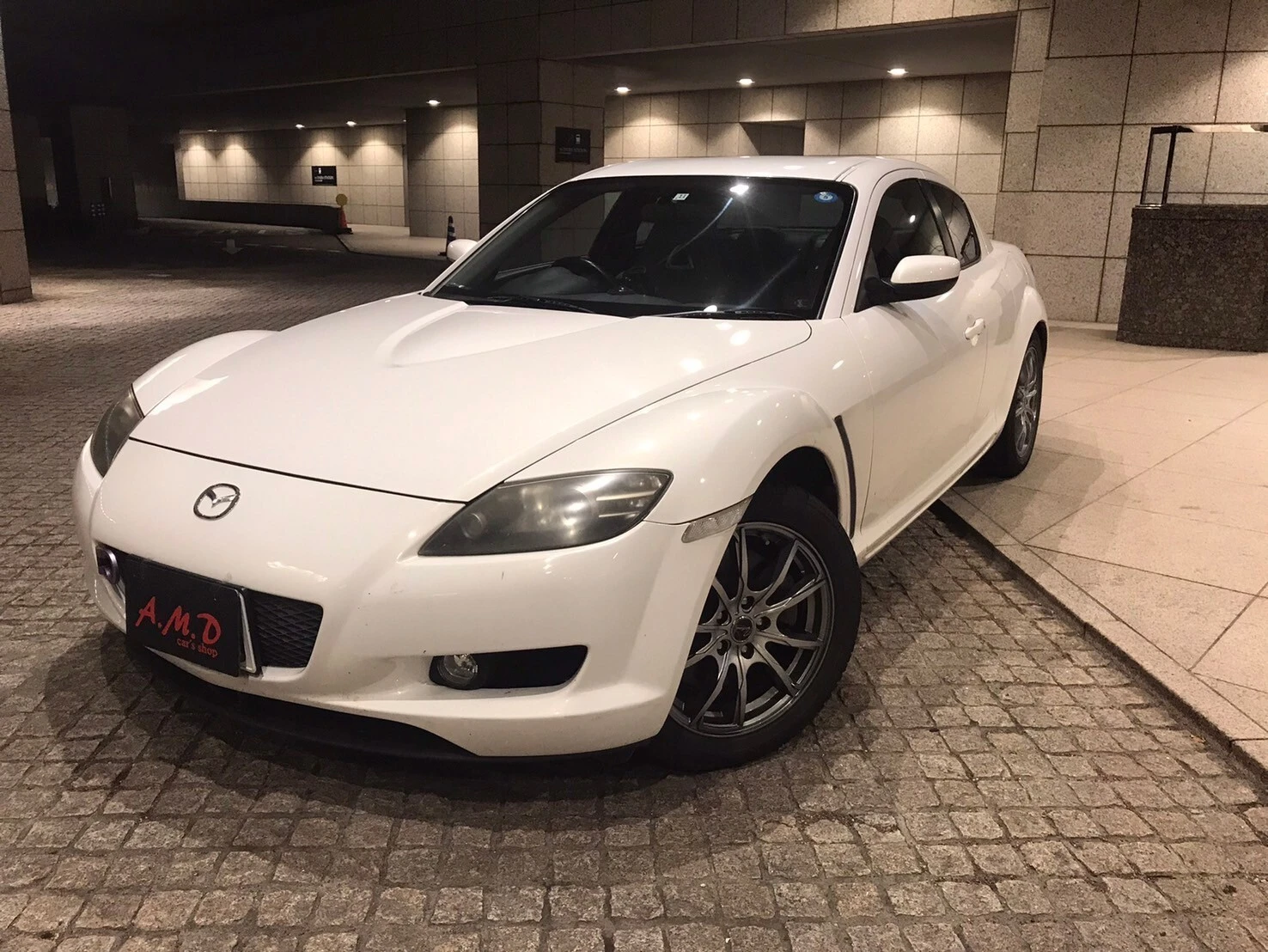 日本一のRX-8メンテナンスを提供する専門店AMD